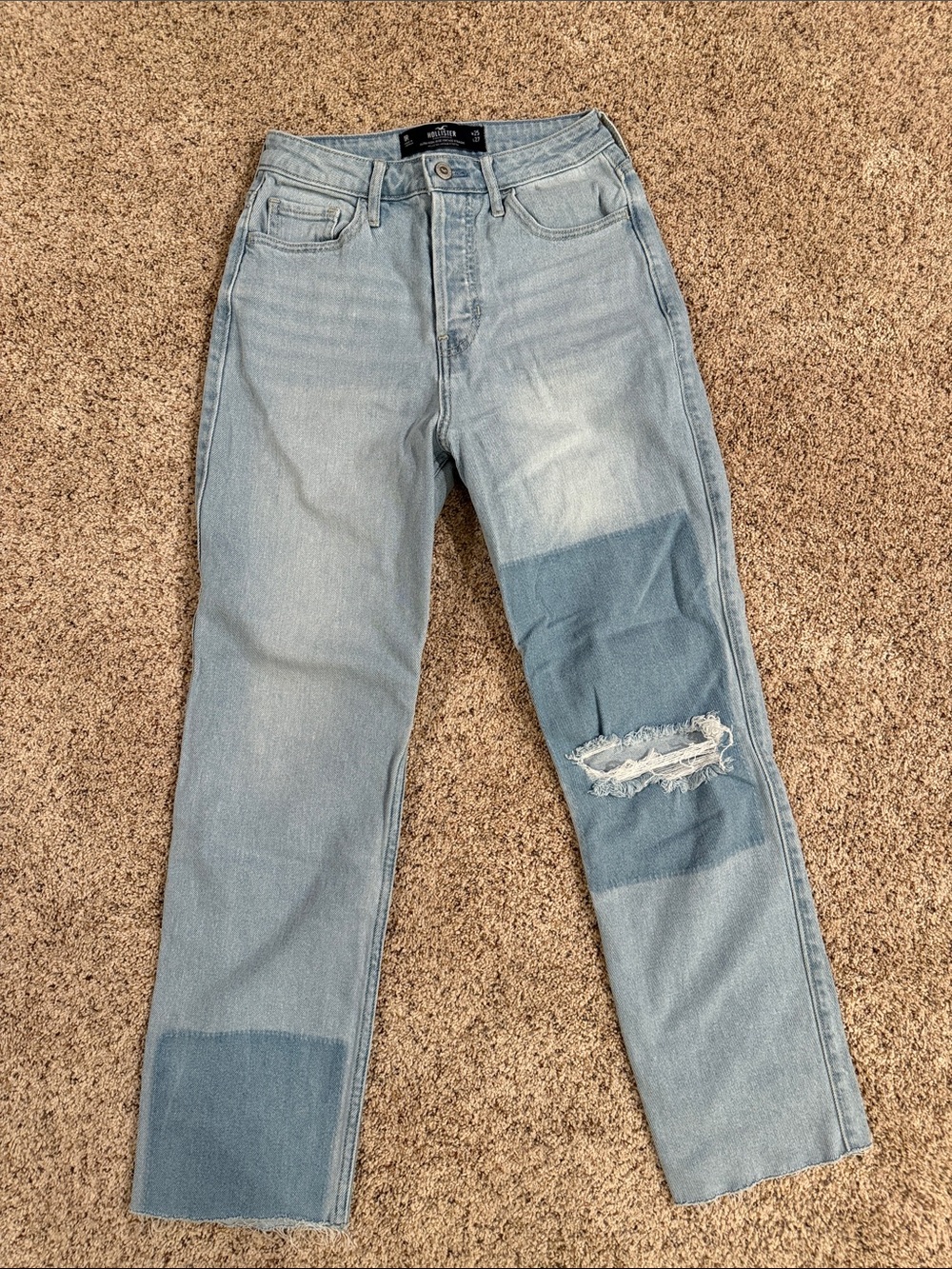 Hollister Two-Tone Light Blue Straight-Leg Jeans